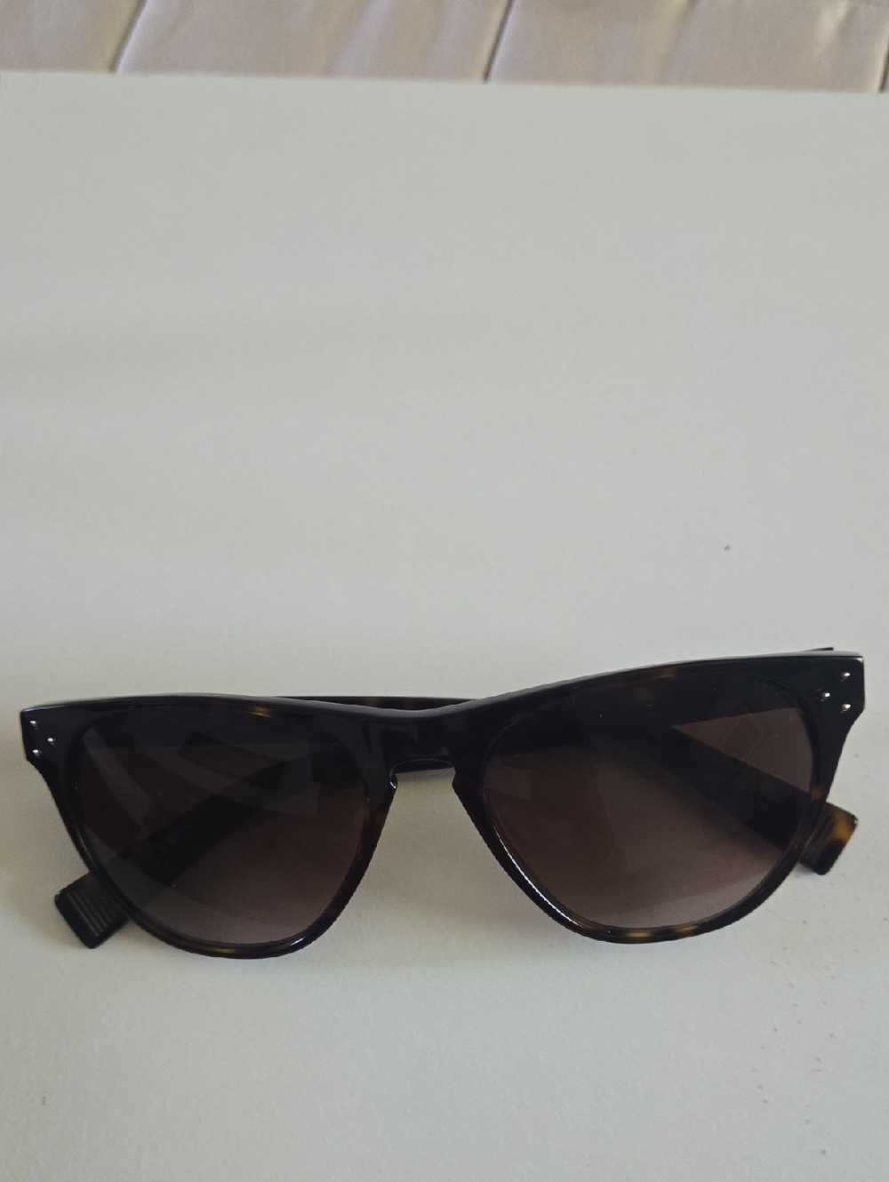 NWOT 7 For All Mankind Arieta Tortoise Sunglasses